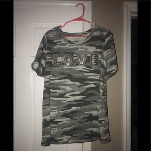 Cameo LOVE t shirt! Never worn!